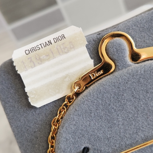 !!! SOLD !!! CHRISTIAN DIOR Vintage Necktie Pin & Chain Set - Picture 3 of 11
